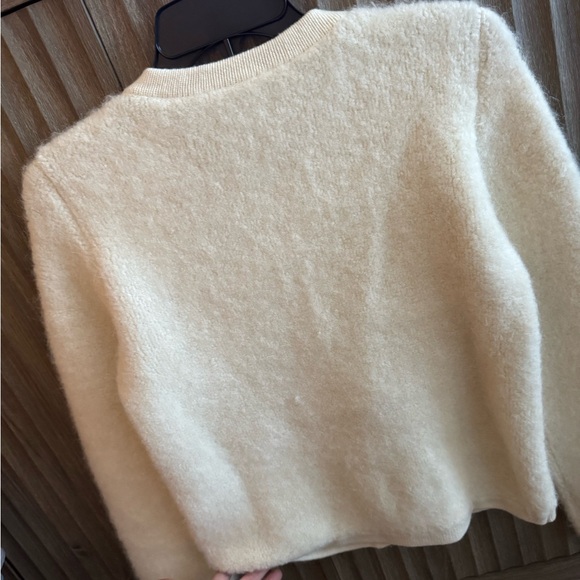 Elie Tahari Cardigan - Picture 2 of 3